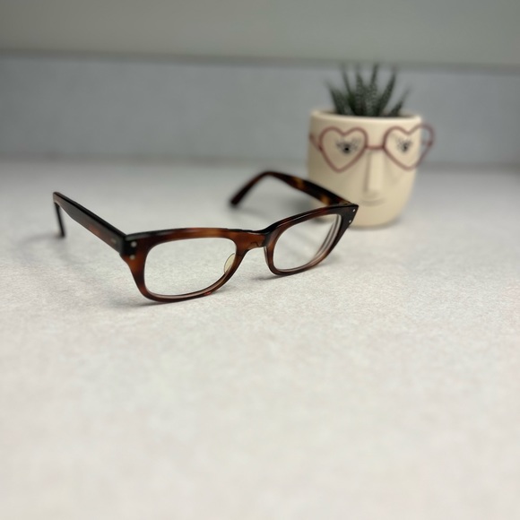 The OG Bausch &Lomb  frame - Picture 4 of 4